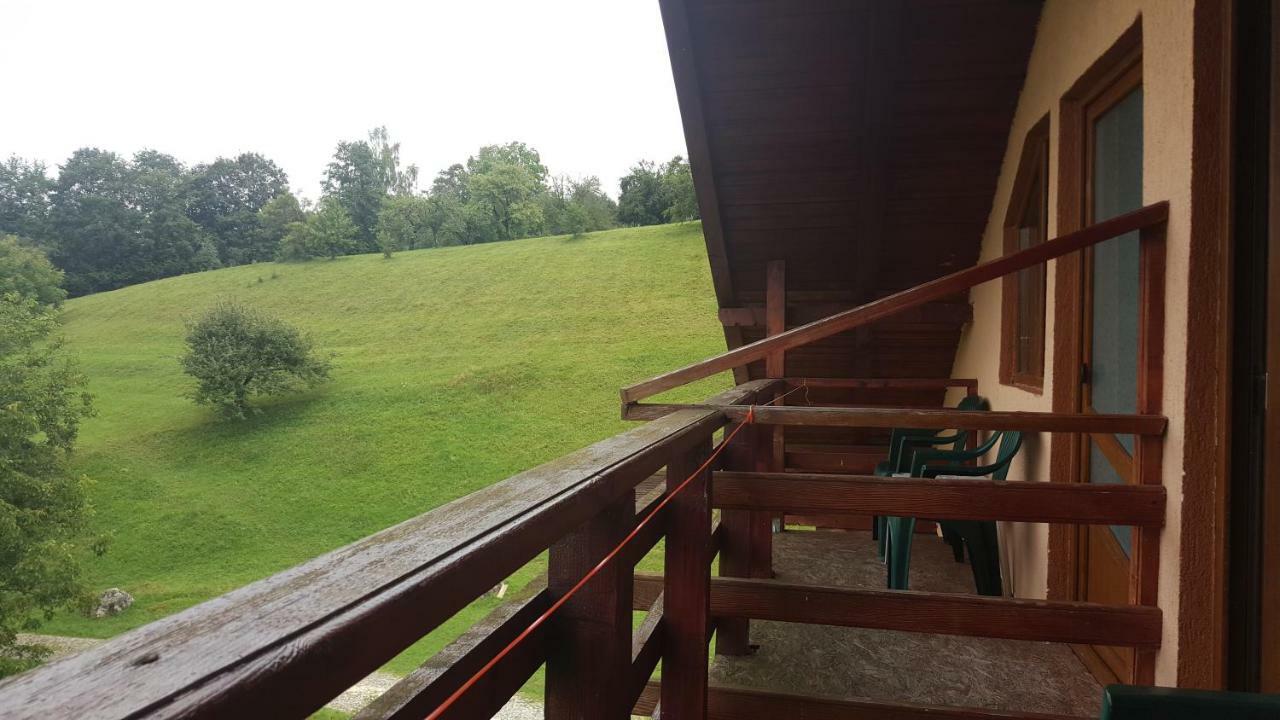 Pensiunea Dealul Frumos Bran  Exterior foto